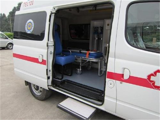 伍家岗救护车出租服务案例7
