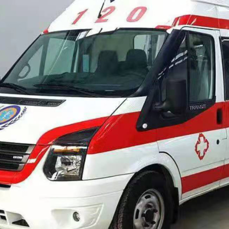 伍家岗非急救护送病人转院租赁救护车的优缺点对比